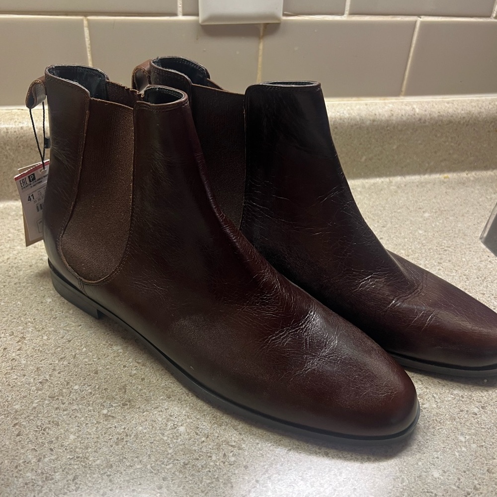 ZARA LEATHER BOOTS
